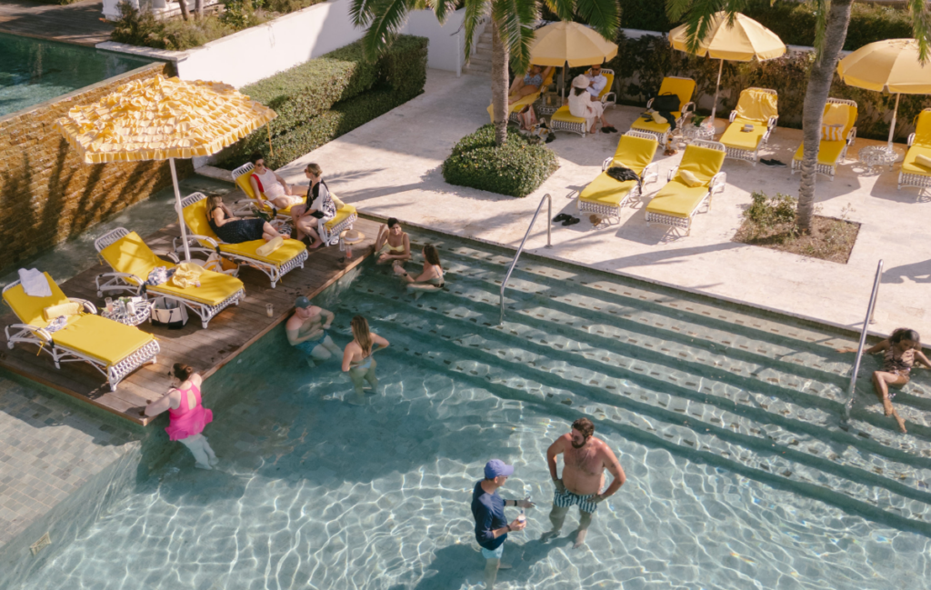 MALLIOUHANA POOL & TERRACE