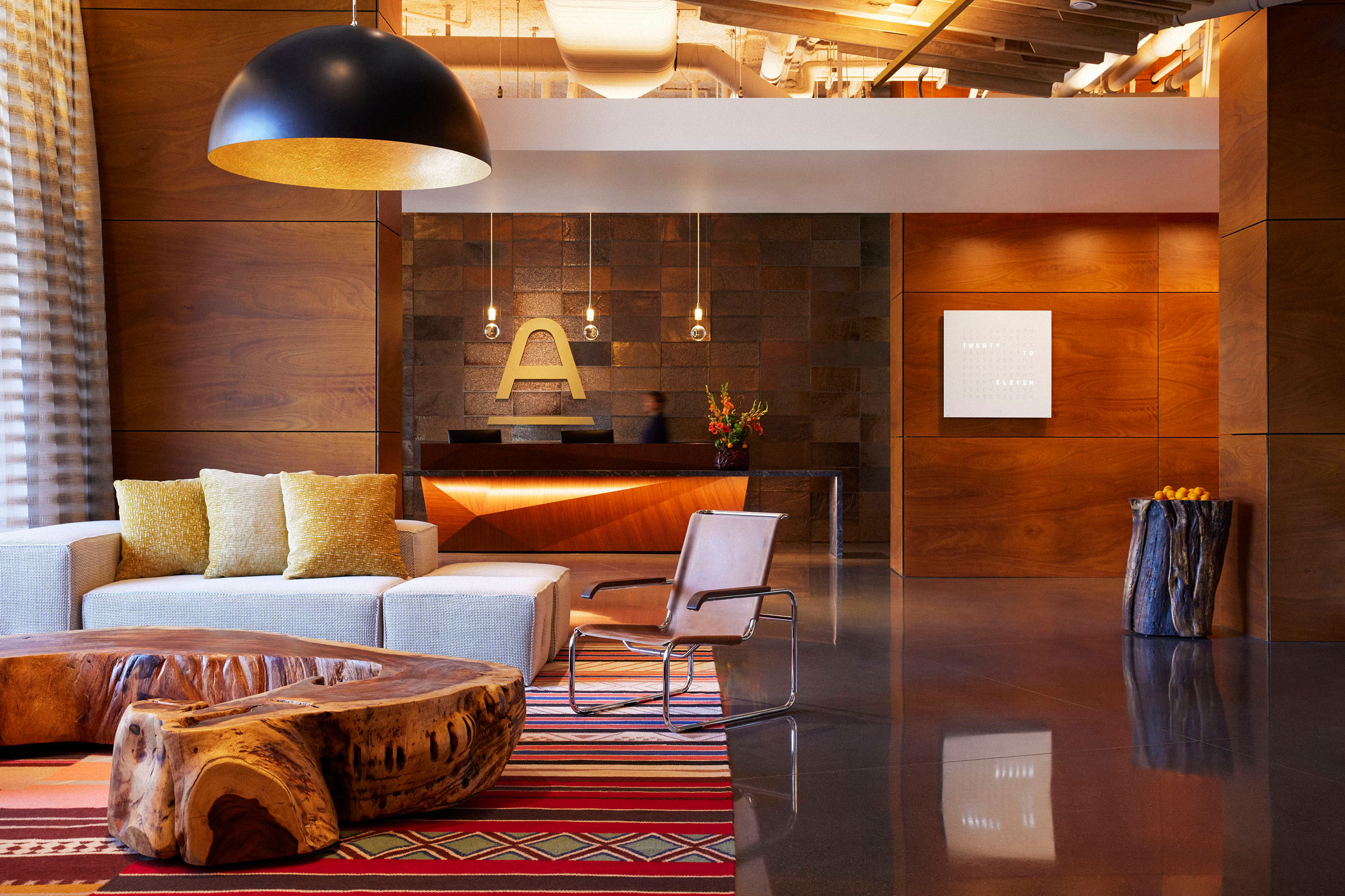 Hotel and Resort Management HOTEL & RESORT MANAGEMENT
